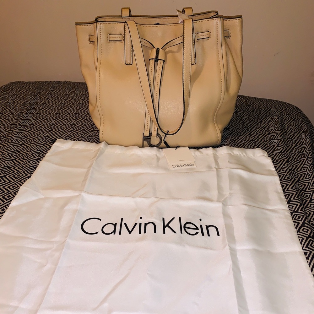 Womens shoulder bag